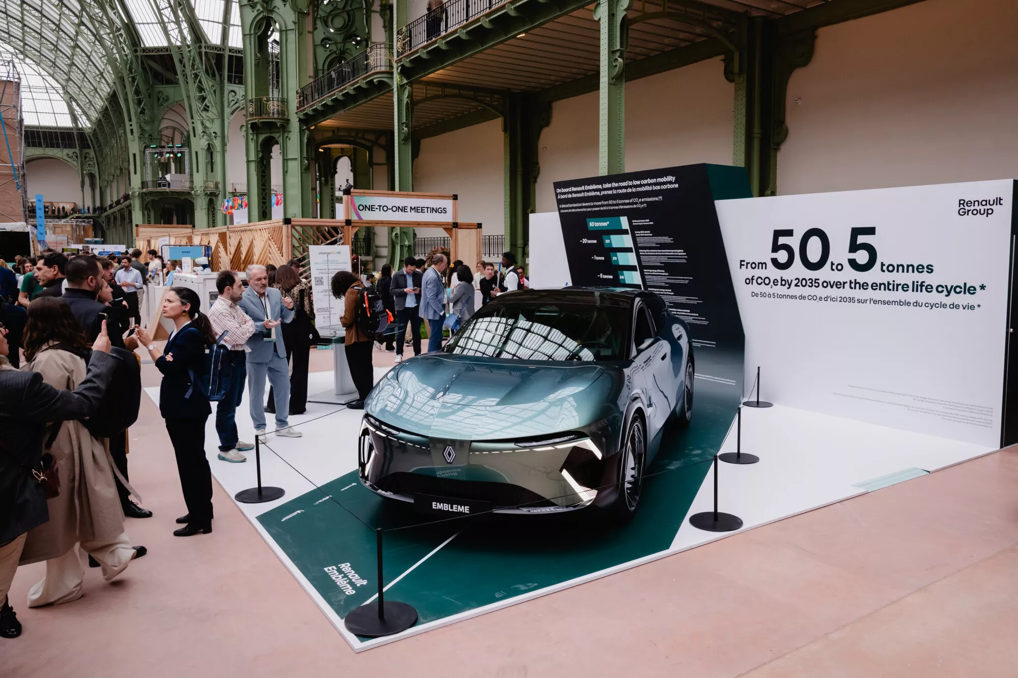 renault-group-vizeaza-o-mobilitate-auto-sustenabila-si-cu-emisii-scazute-de-carbon